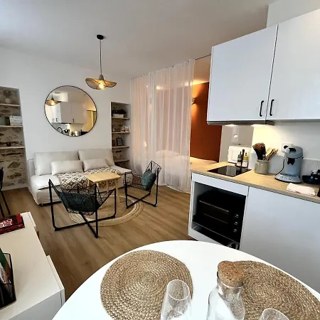 Darbefeuille, Grand Centre 2 Personnes Apartament *