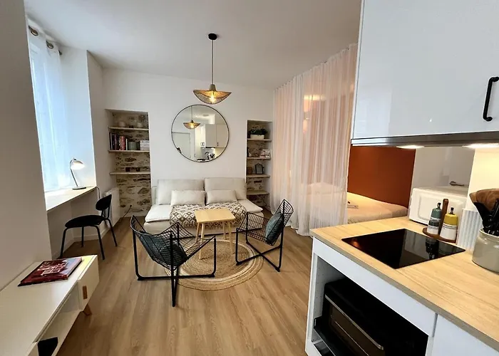 Darbefeuille, Grand Centre 2 Personnes * ナント