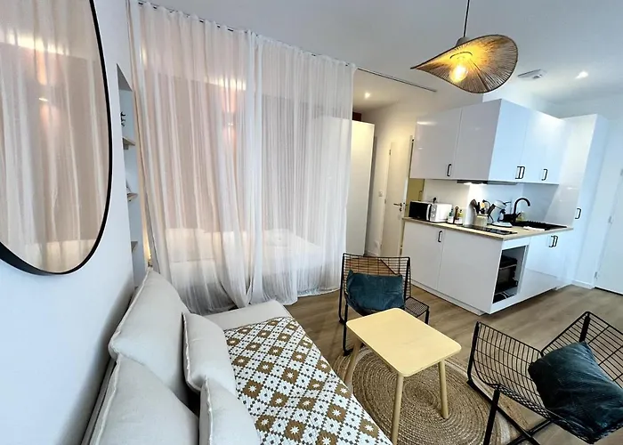 アパート Darbefeuille, Grand Centre 2 Personnes ナント